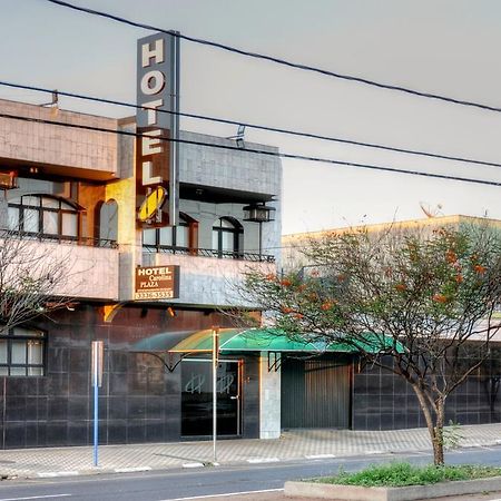 Hotel Carolina Plaza Uberaba Bagian luar foto
