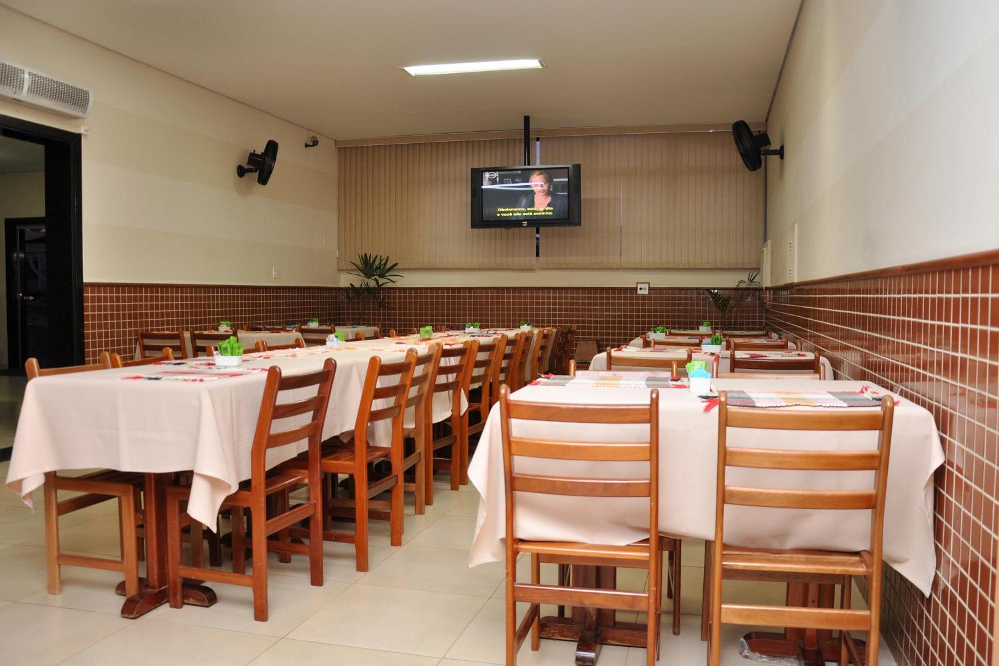 Hotel Carolina Plaza Uberaba Bagian luar foto