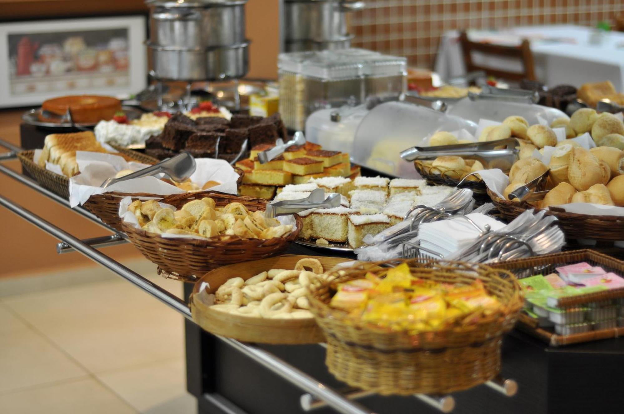 Hotel Carolina Plaza Uberaba Bagian luar foto