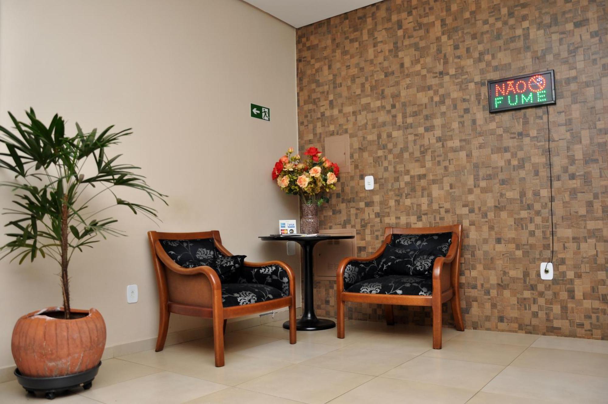 Hotel Carolina Plaza Uberaba Bagian luar foto