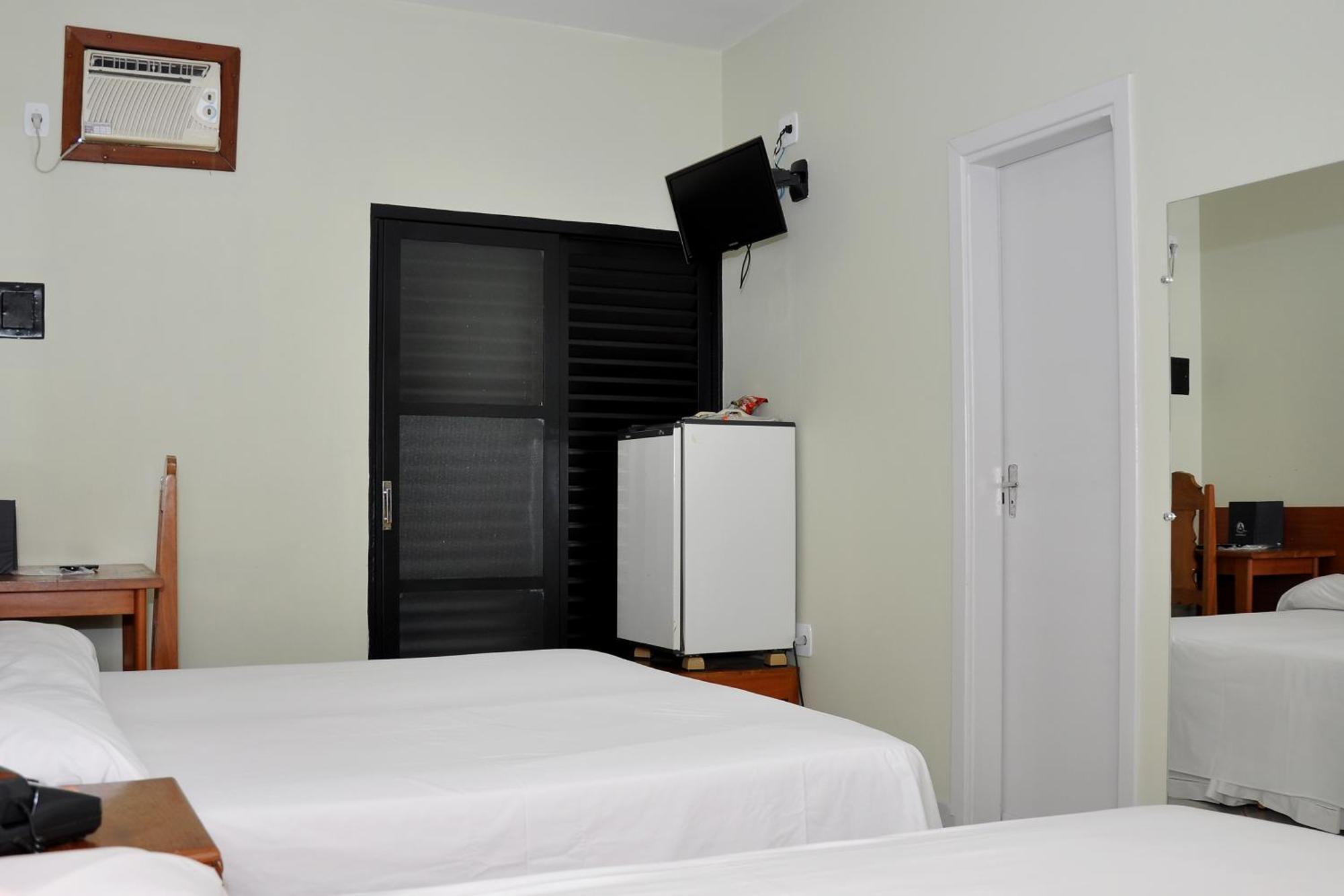 Hotel Carolina Plaza Uberaba Ruang foto