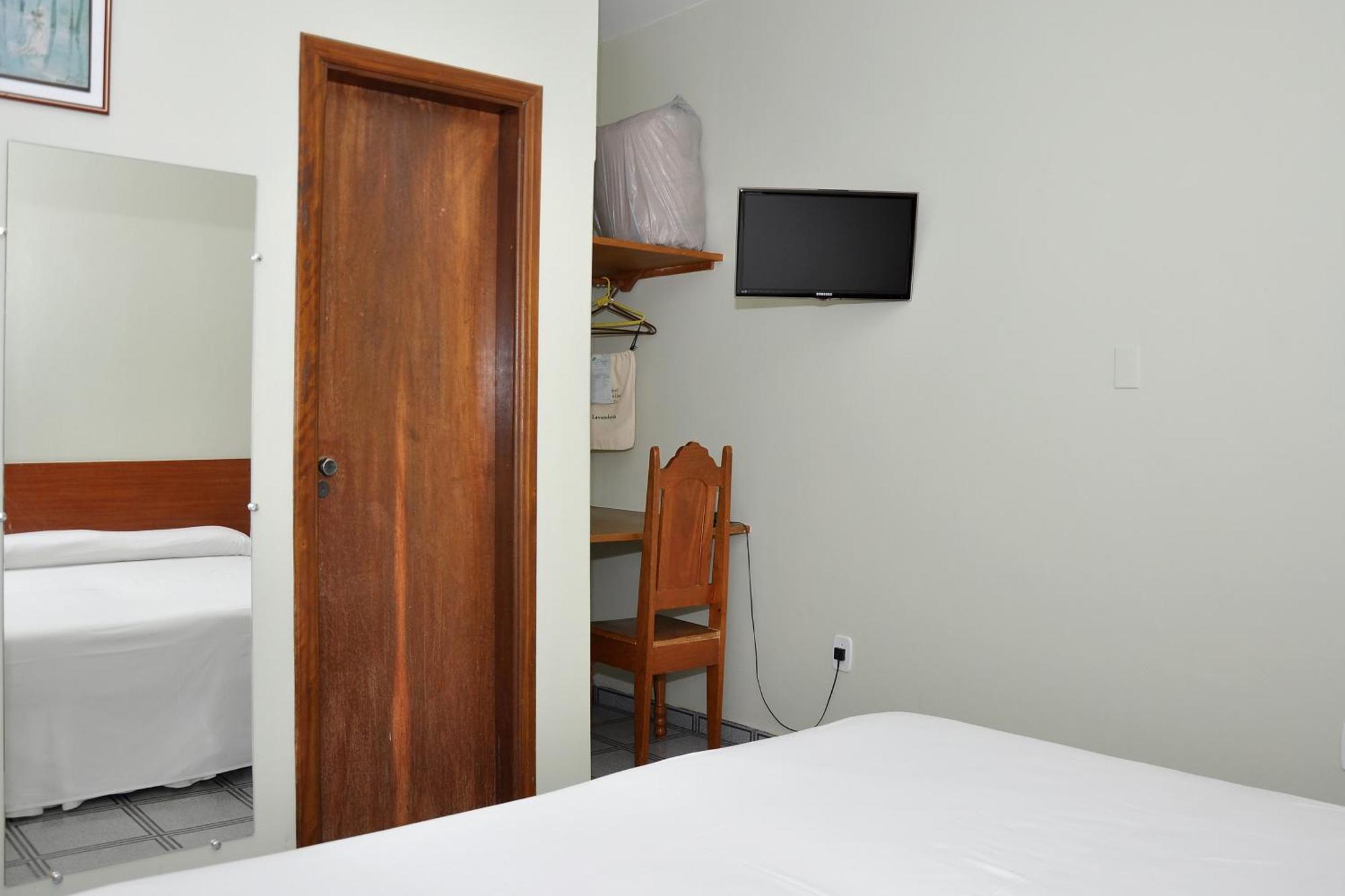 Hotel Carolina Plaza Uberaba Ruang foto